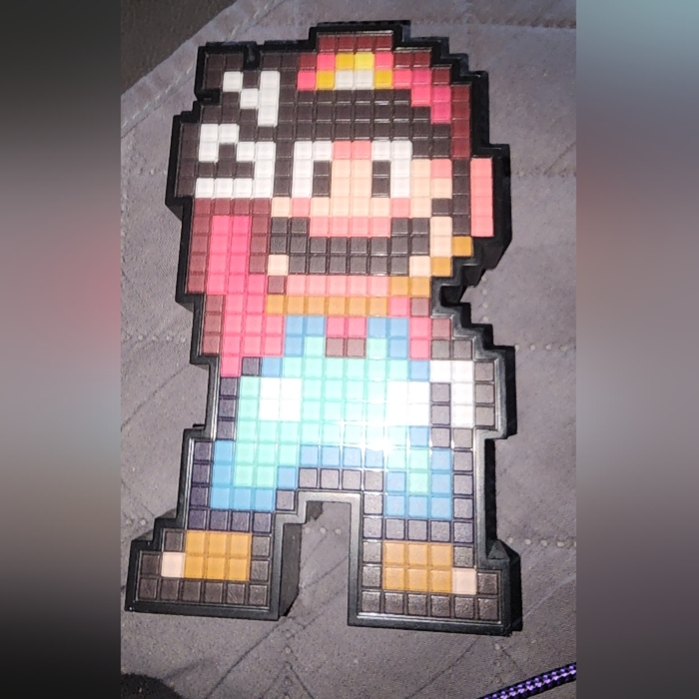 PDp PIXELS PALS MARIO SUPER MARIO WORLD LIGHT UP FIGURE. NO BOX